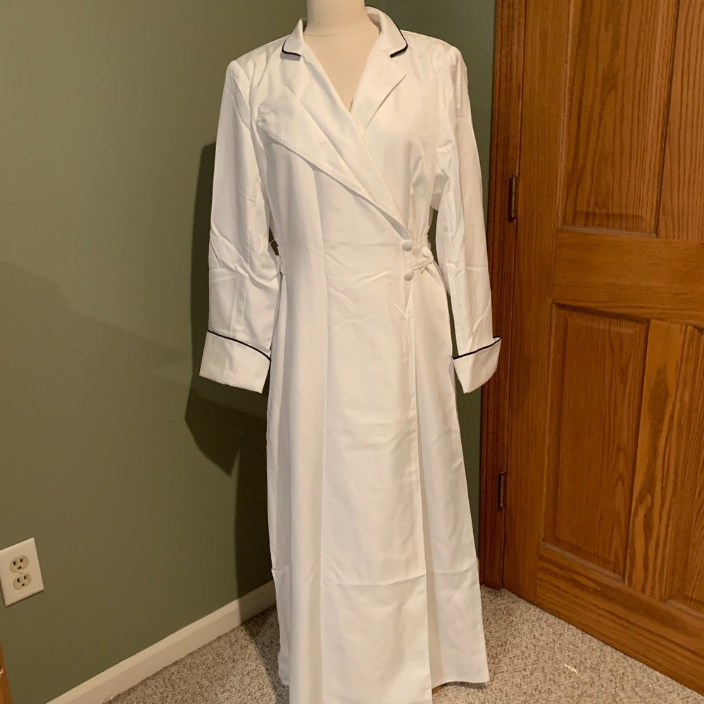 WHITE LINED LONG WRAP AROUND DRESS SIZE L  #239